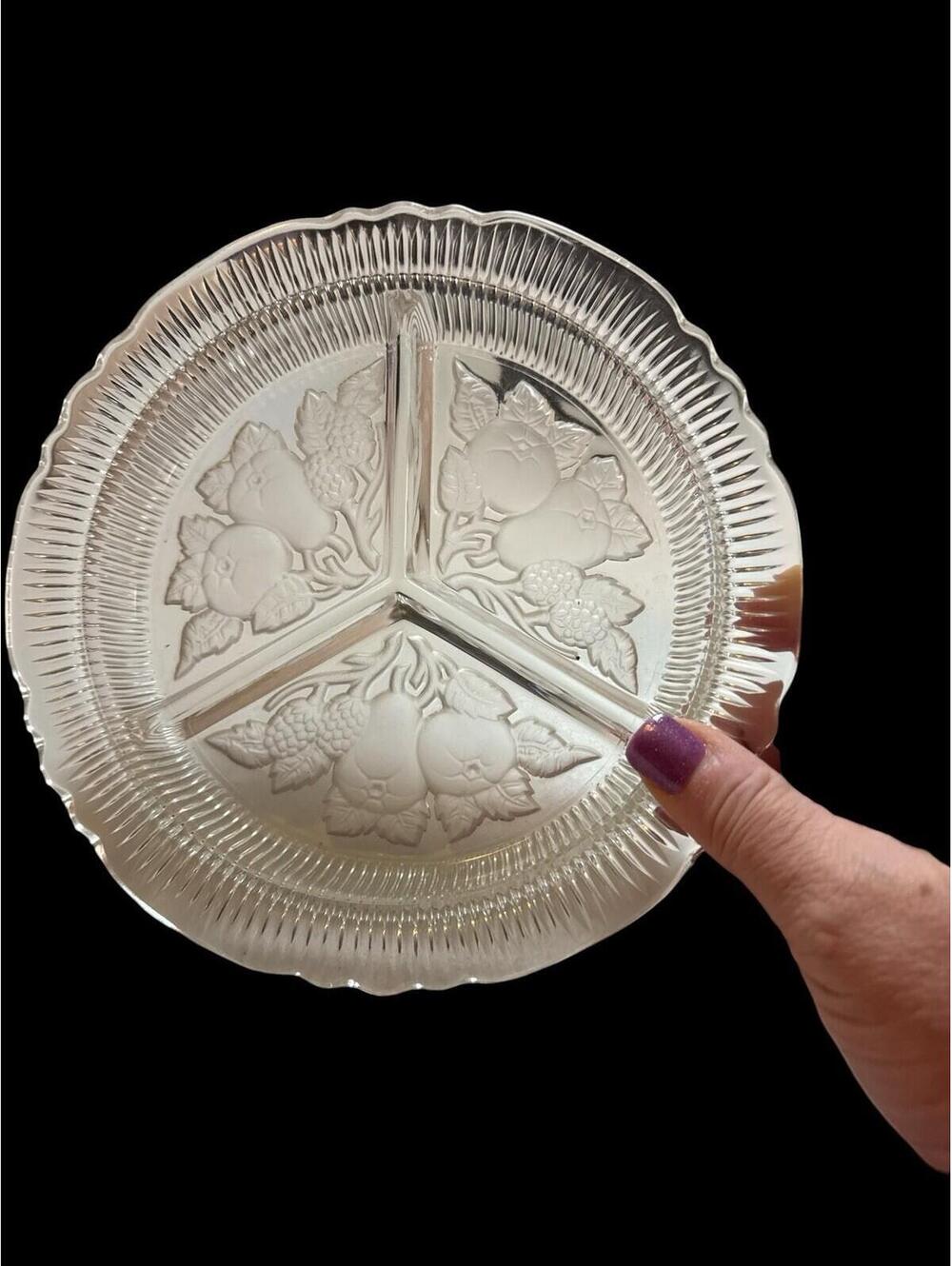 Vintage Imperial Glass Intaglio Fruit 3 Part Divided Appetizer Relish Dish 7.5"